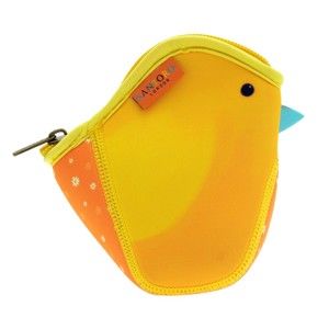 Oranžová neoprenová kapsička ve tvaru ptáčka Kori Kumi