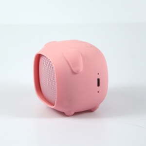 Růžový přenosný bluetooth reproduktor Qushini Speaker