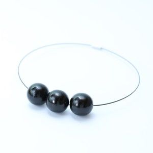 Černý dřevěný náhrdelník Ko-ra-le Simple