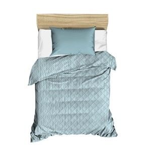 Světle modrý prošívaný přehoz přes postel Amanda, 160 x 230 cm