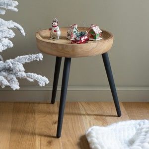 Příruční dřevěný stolek Le Studio Hygge