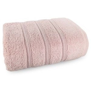 Pudrově růžový ručník ze 100% bavlny Marie Lou Majo, 140 x 70 cm