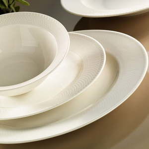 24dílná sada porcelánového nádobí Kutahya Parello