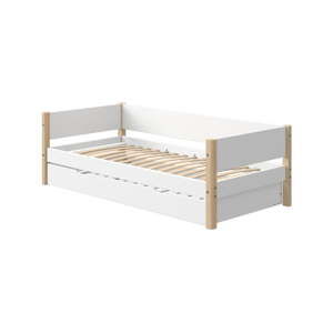 Bílá dětská postel s přídavným výsuvným lůžkem a nohami z březového dřeva Flexa White