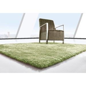 Světle zelený koberec Universal Stela Green, 140 x 200 cm