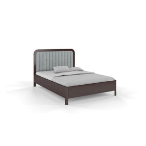 Hnědo-šedá dvoulůžková postel z bukového dřeva Skandica Modena, 160 x 200 cm