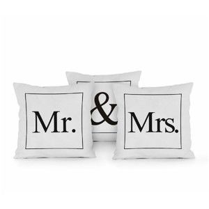 Sada 3 polštářů Really Nice Things Mr & Mrs, 45 x 45 cm