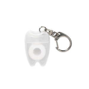 Přívěsek na klíče s dentální nití Kikkerland Tooth Floss