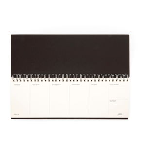 Hnědý kalendář ke klávesnici Kikkerland Writersblok
